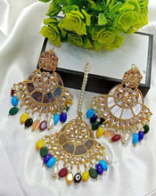 Load image into Gallery viewer, Shesha  kundan  Earring tikka  Big size  A one quality  Nine coloure