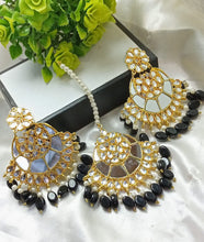 Load image into Gallery viewer, Shesha  kundan  Earring tikka  Big size  A one quality  Nine coloure