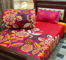 Load image into Gallery viewer, 🌹👉 3 pcs 💯 BED SHEET 💯 1 PILLOW 💯 PURE VICKI RAZAI SET